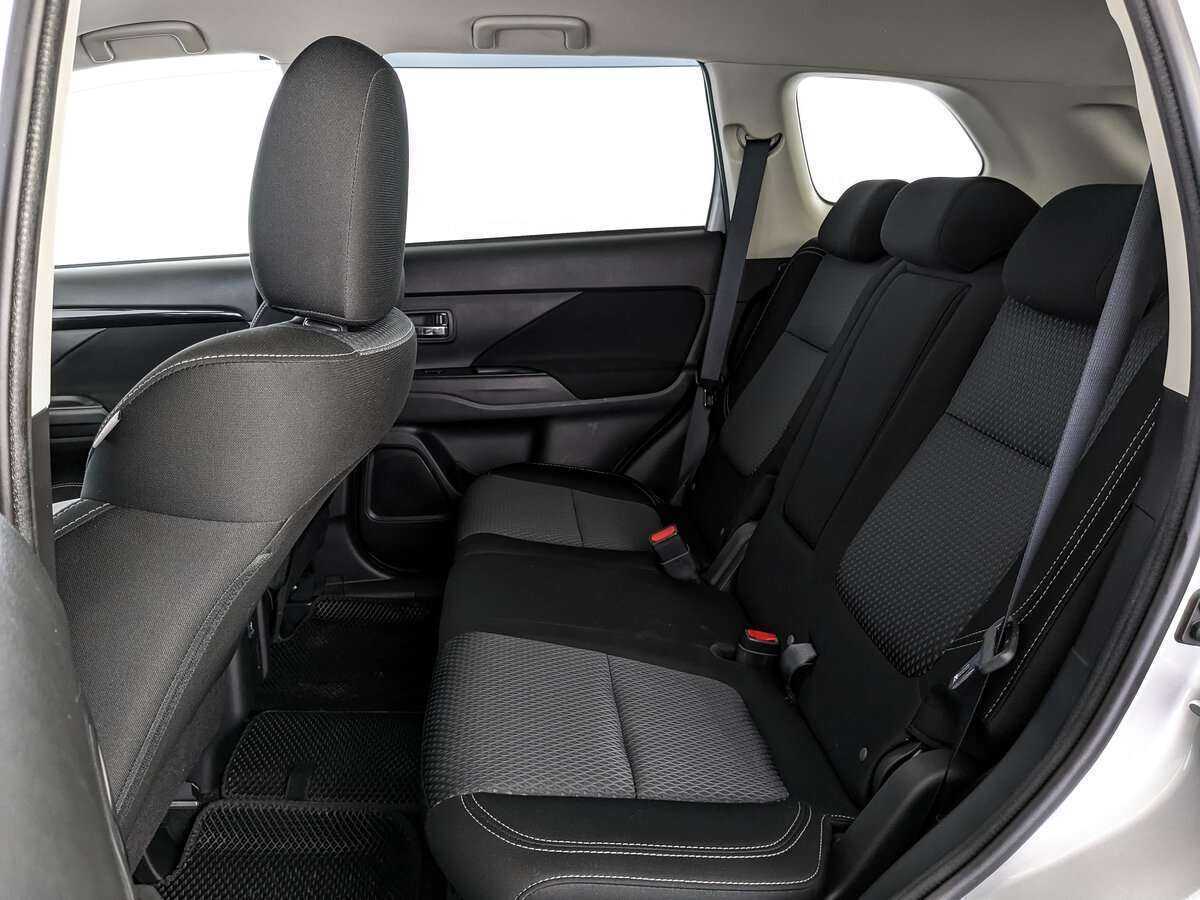 Купить Митсубиши Оутлэндер, 2020, 106 268 км.. Фото: #15