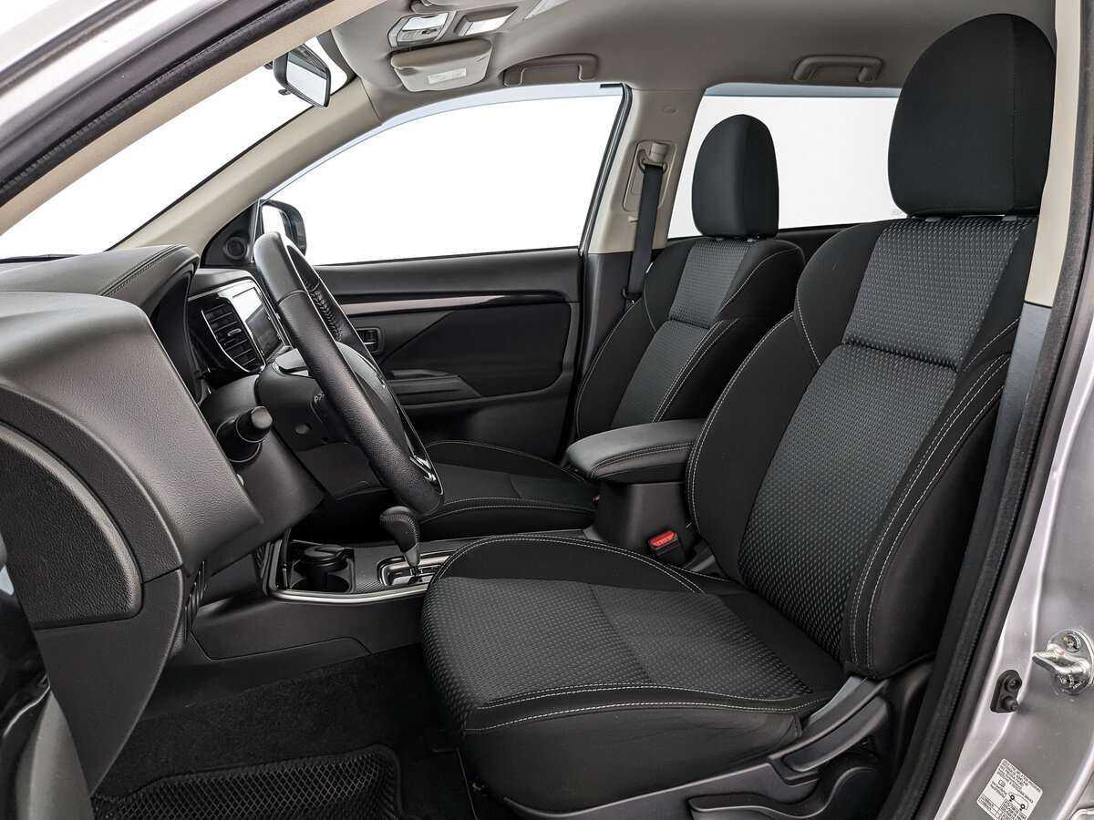 Купить Митсубиши Оутлэндер, 2020, 106 268 км.. Фото: #17