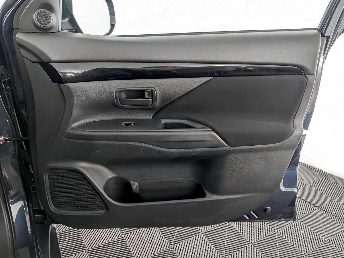 Купить Митсубиши Оутлэндер, 2019, 80 241 км.. Фото: #19