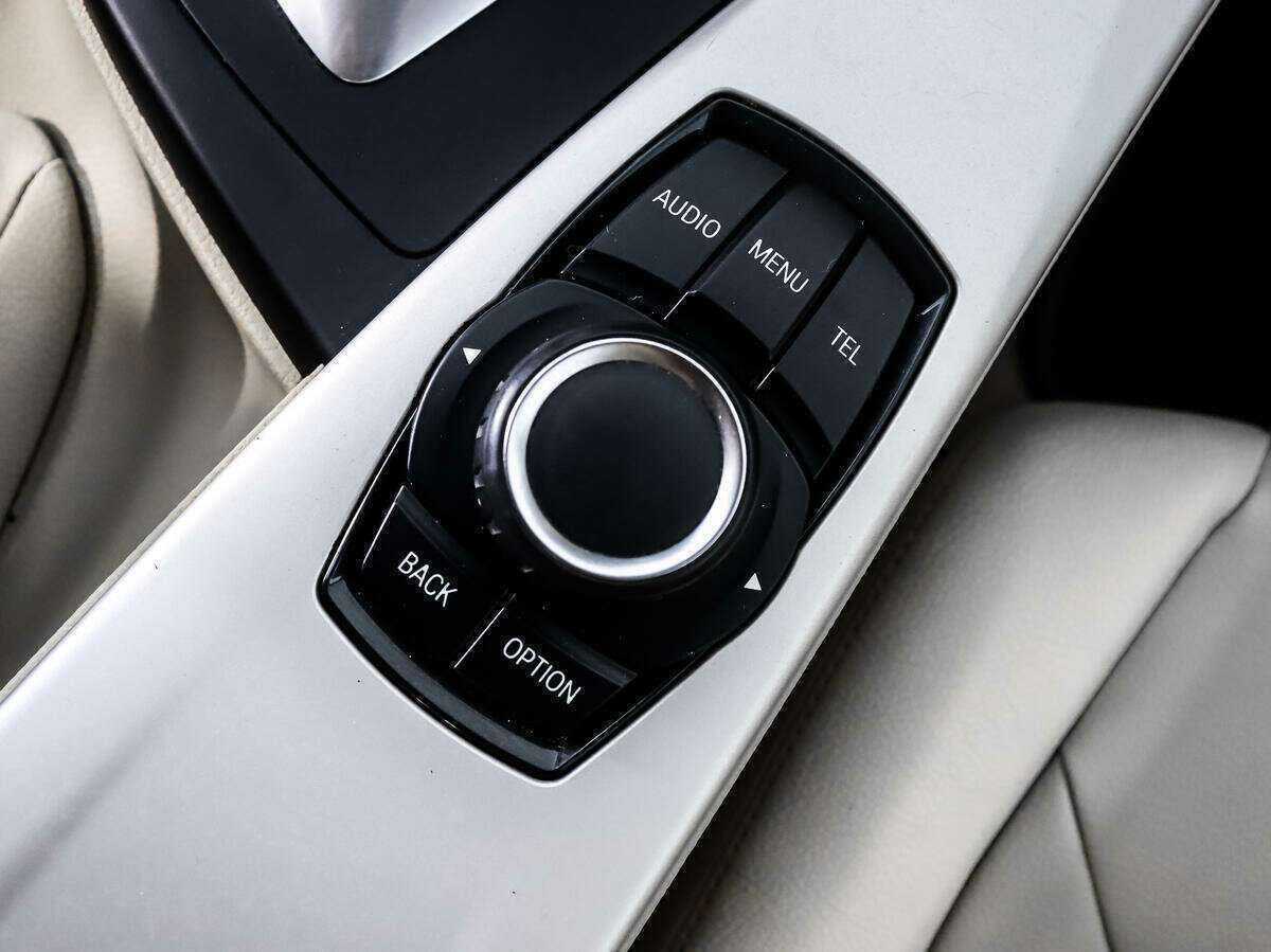 Купить БМВ 3 серии, 2013, 132 411 км.. Фото: #10