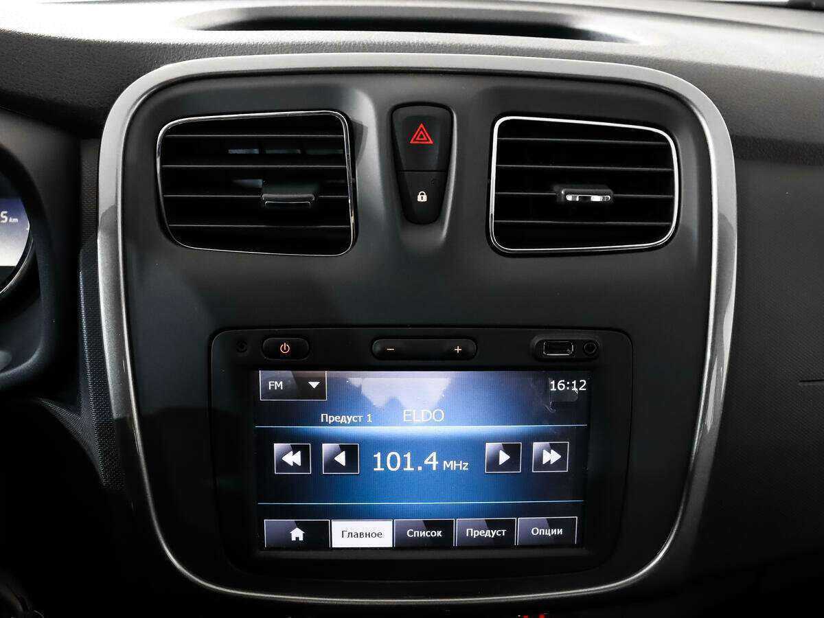 Купить Рено Сандеро, 2015, 69 734 км.. Фото: #12