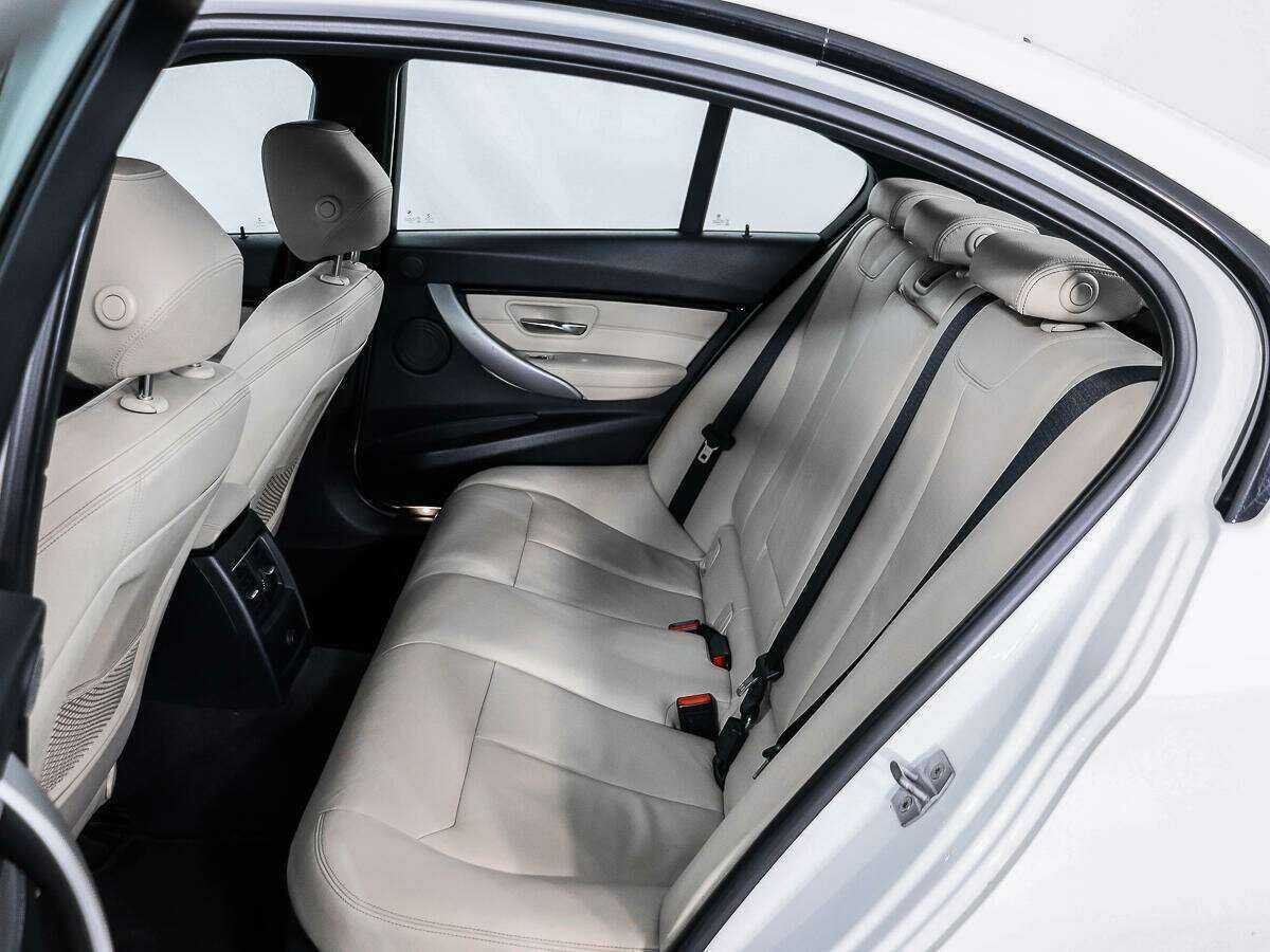 Купить БМВ 3 серии, 2015, 157 892 км.. Фото: #7