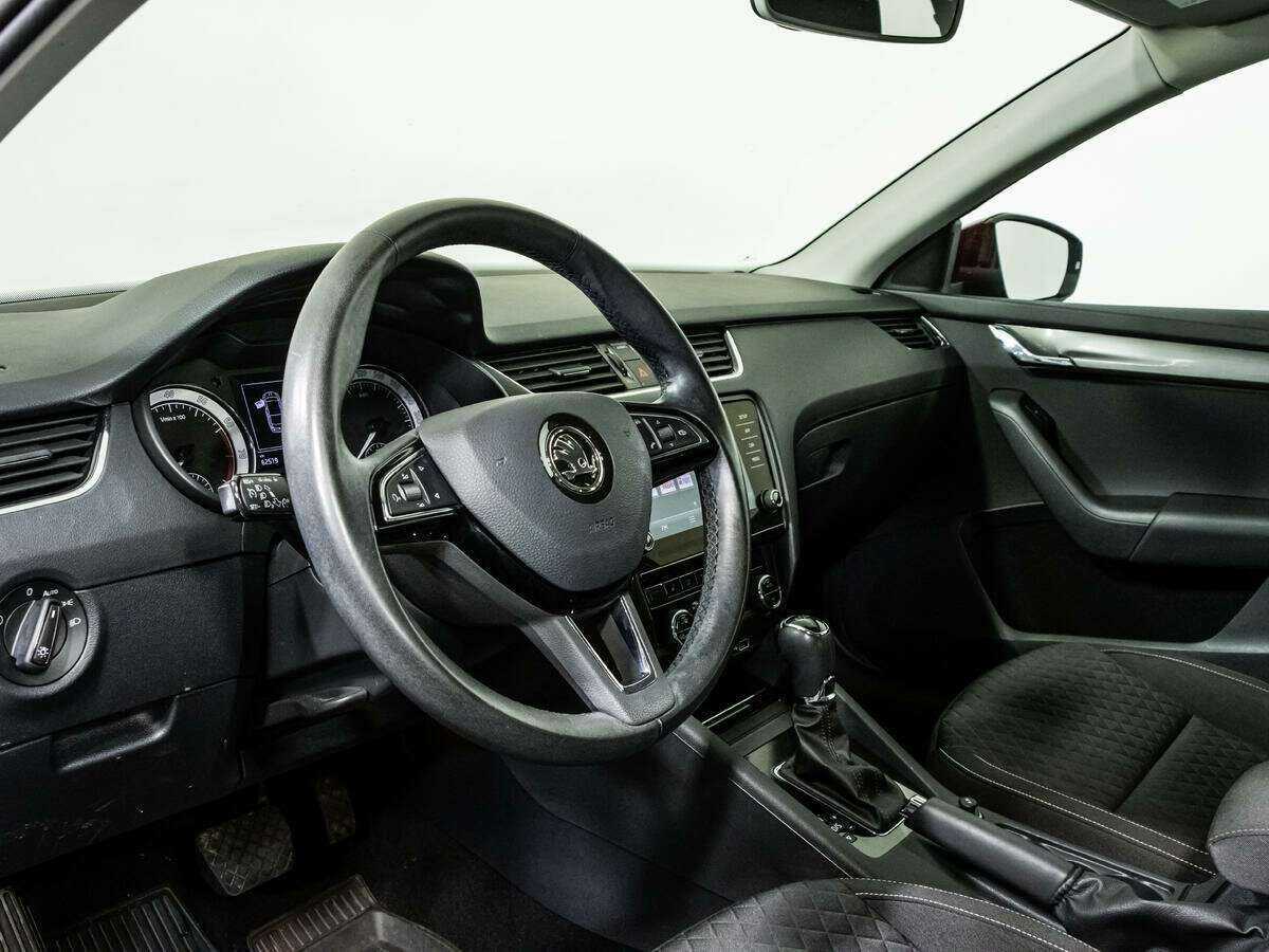 Купить Шкода Октавия, 2018, 62 463 км.. Фото: #10