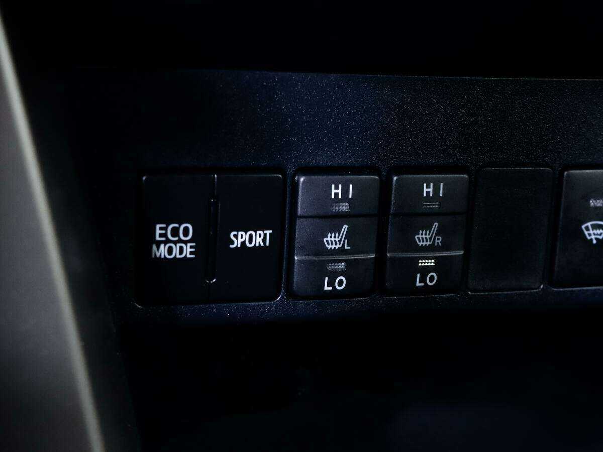 Купить Тойота Рав4, 2015, 57 600 км.. Фото: #10