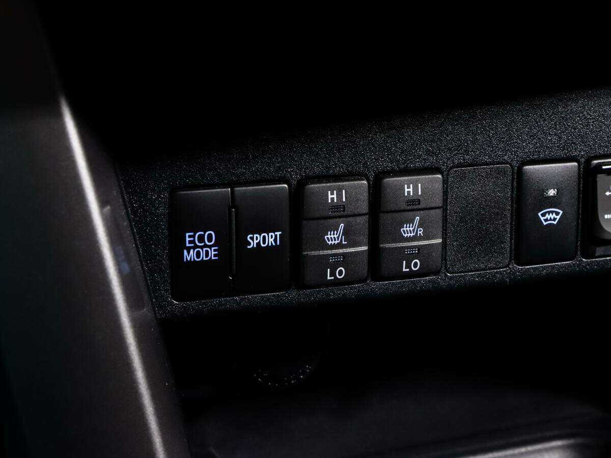 Купить Тойота Рав4, 2017, 123 800 км.. Фото: #13