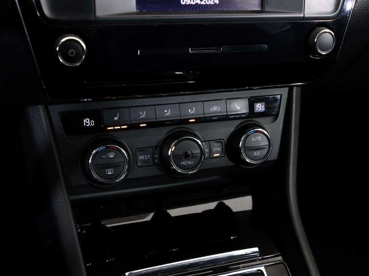 Купить Шкода Суперб, 2016, 116 360 км.. Фото: #11