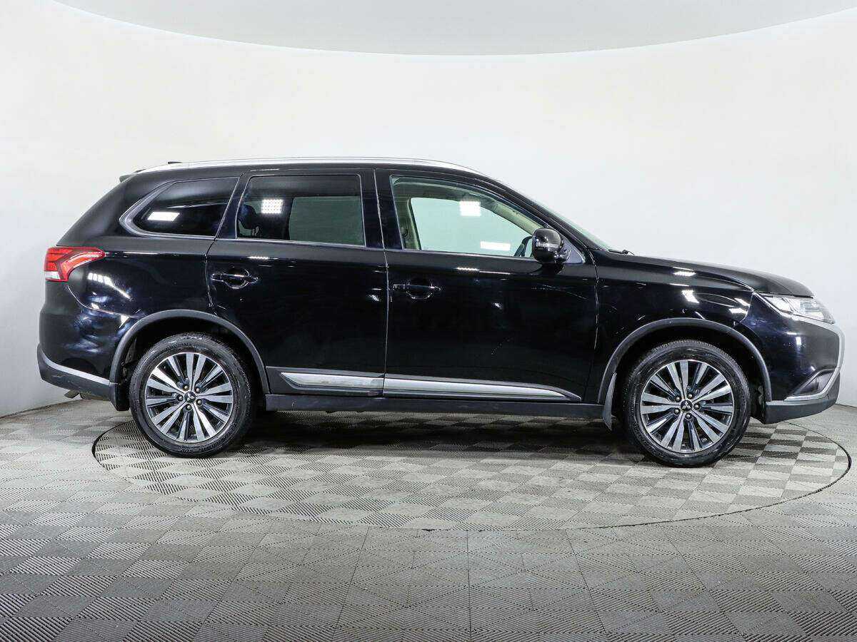 Купить Митсубиши Оутлэндер, 2020, 93 538 км.. Фото: #3