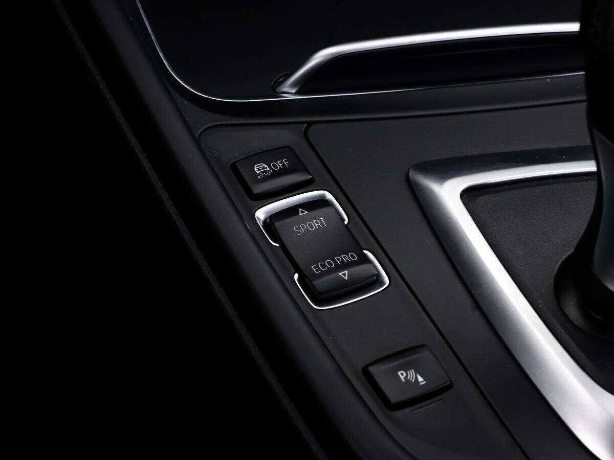 Купить БМВ 3 серии, 2015, 114 354 км.. Фото: #18