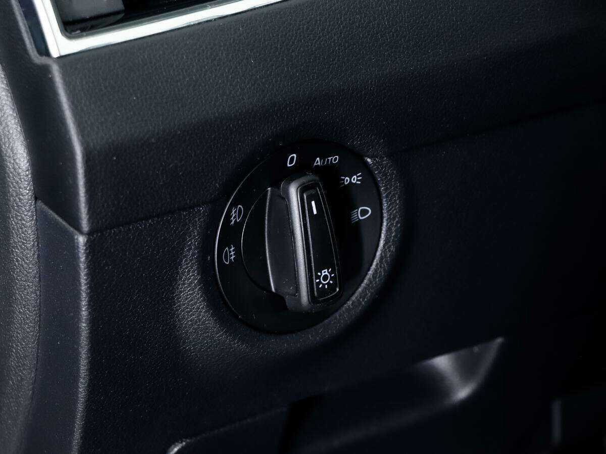 Купить Шкода Октавия, 2019, 31 850 км.. Фото: #20