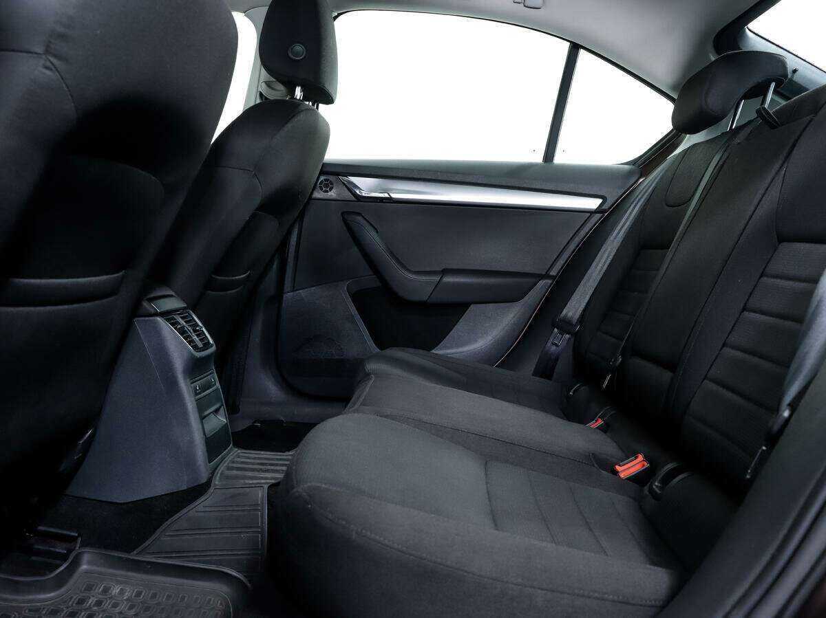 Купить Шкода Октавия, 2013, 274 168 км.. Фото: #10