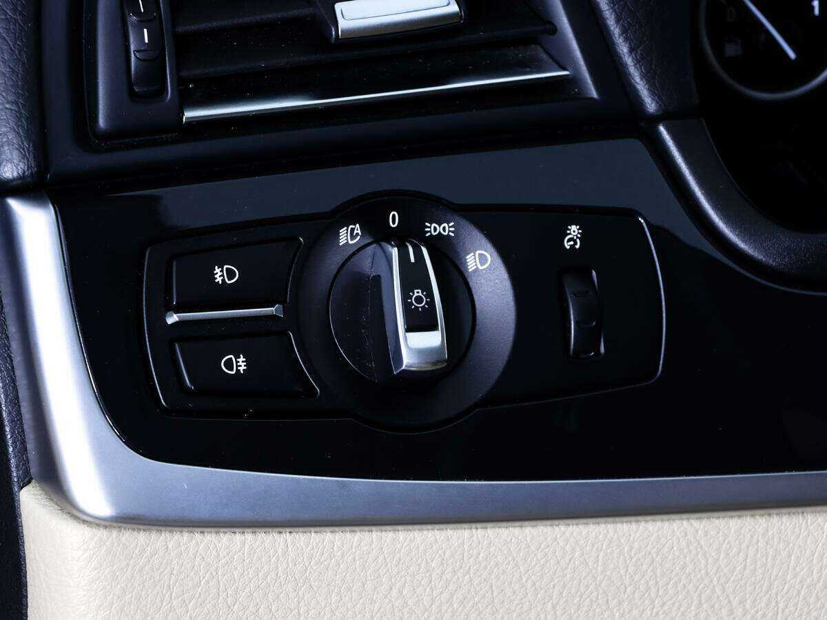 Купить БМВ 5 серии, 2012, 190 000 км.. Фото: #20