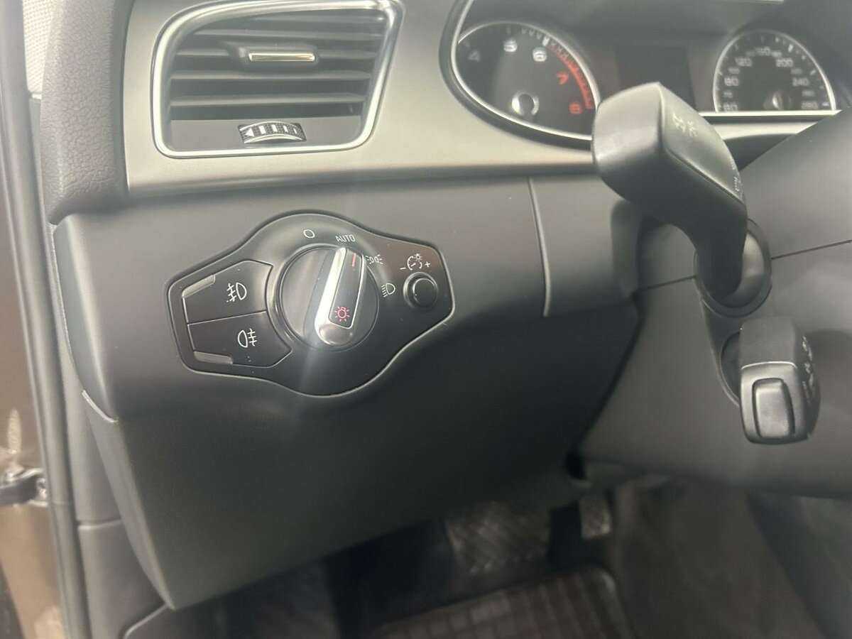 Купить Ауди А4, 2014, 155 676 км.. Фото: #8