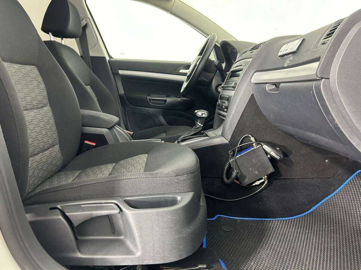 Купить Шкода Октавия, 2012, 132 127 км.. Фото: #13