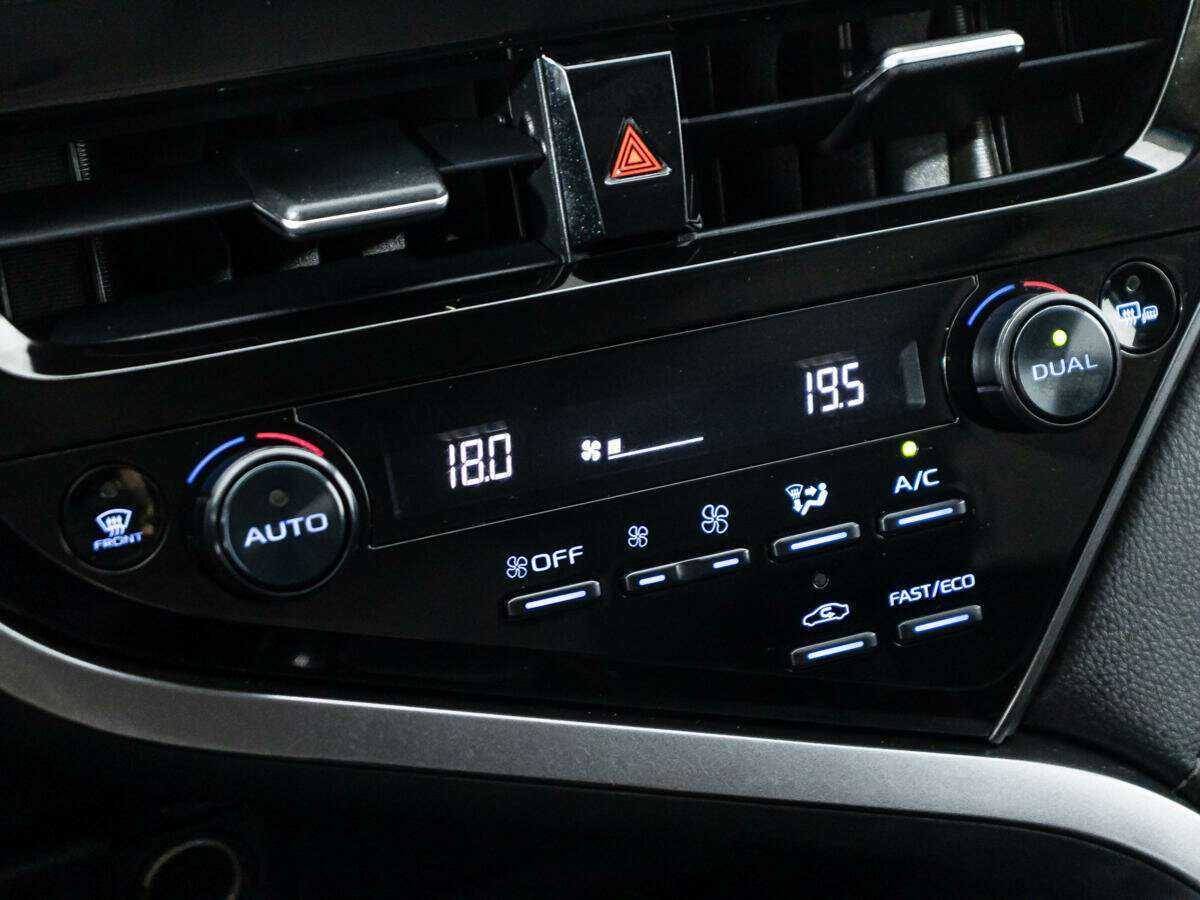 Купить Тойота Камри, 2021, 113 292 км.. Фото: #14