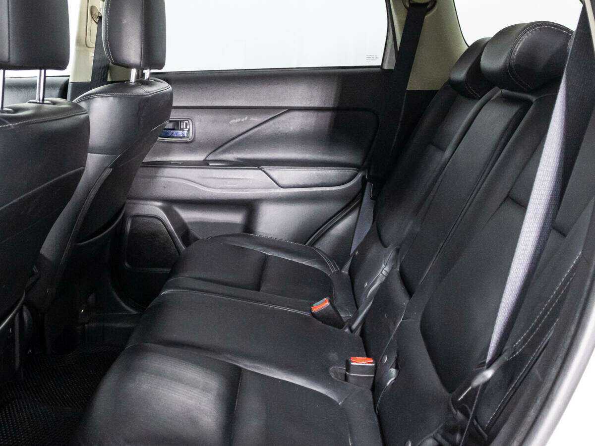 Купить Митсубиши Оутлэндер, 2019, 108 009 км.. Фото: #9