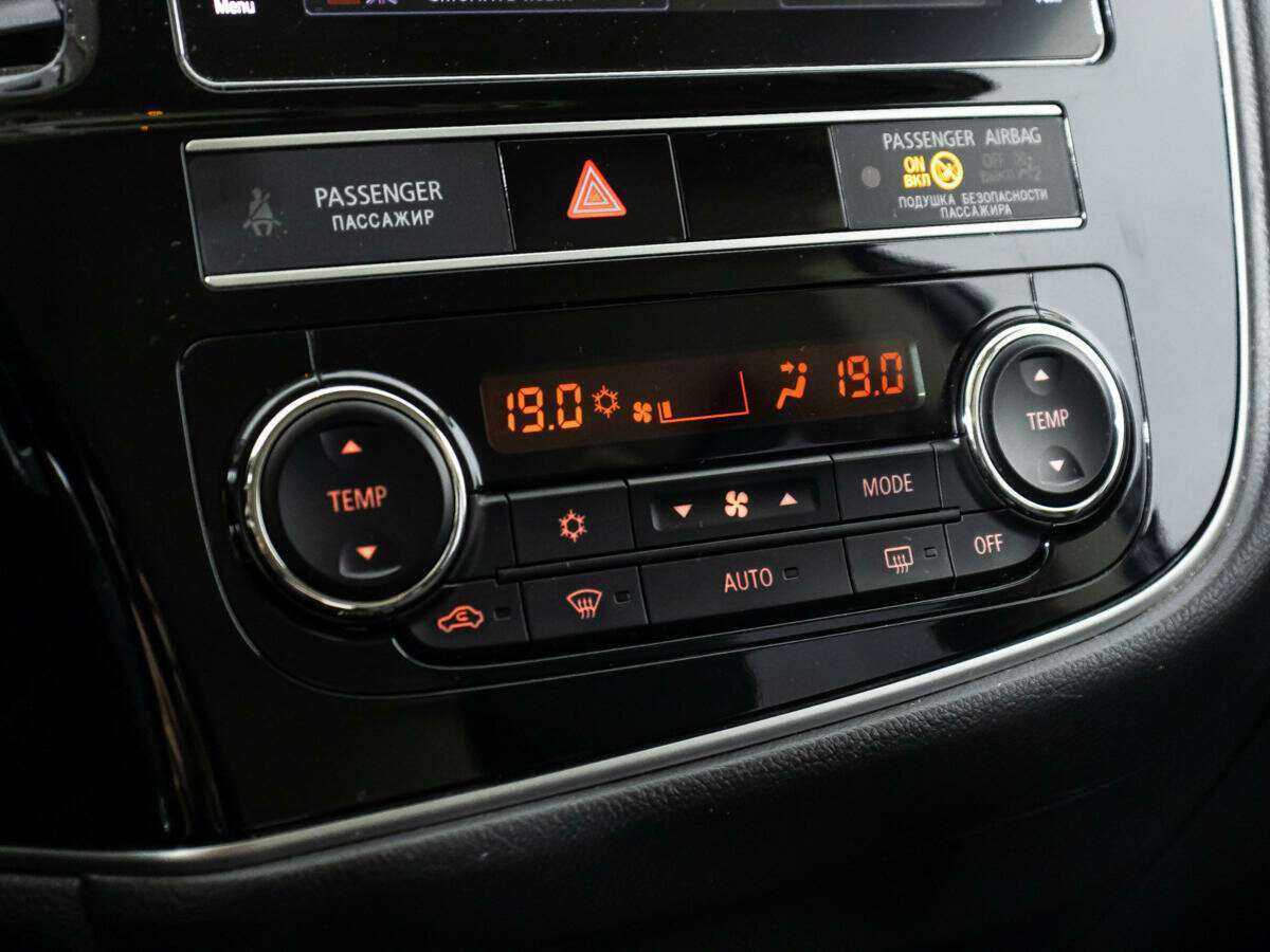 Купить Митсубиши Оутлэндер, 2019, 108 009 км.. Фото: #16