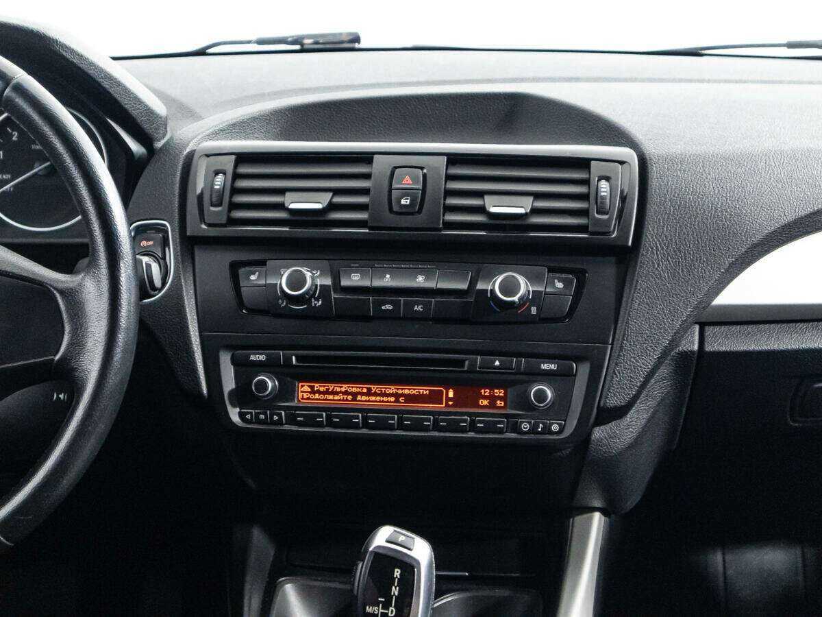 Купить БМВ 1 серии, 2012, 239 838 км.. Фото: #12