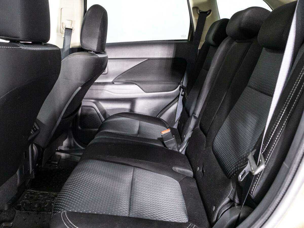 Купить Митсубиши Оутлэндер, 2019, 98 440 км.. Фото: #9