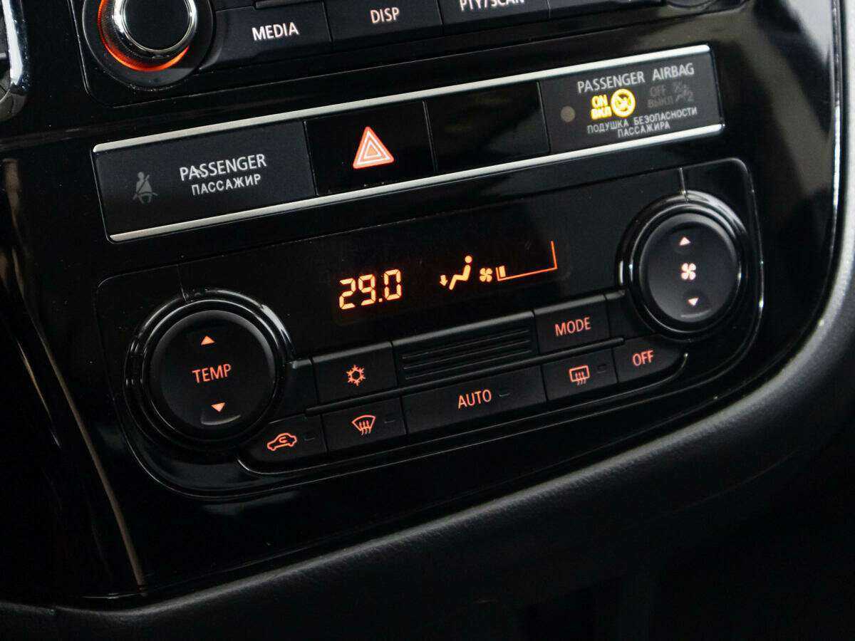 Купить Митсубиши Оутлэндер, 2019, 98 440 км.. Фото: #15