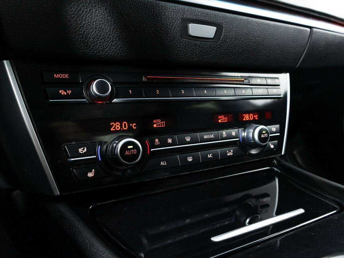 Купить БМВ 5 серии, 2012, 202 087 км.. Фото: #16