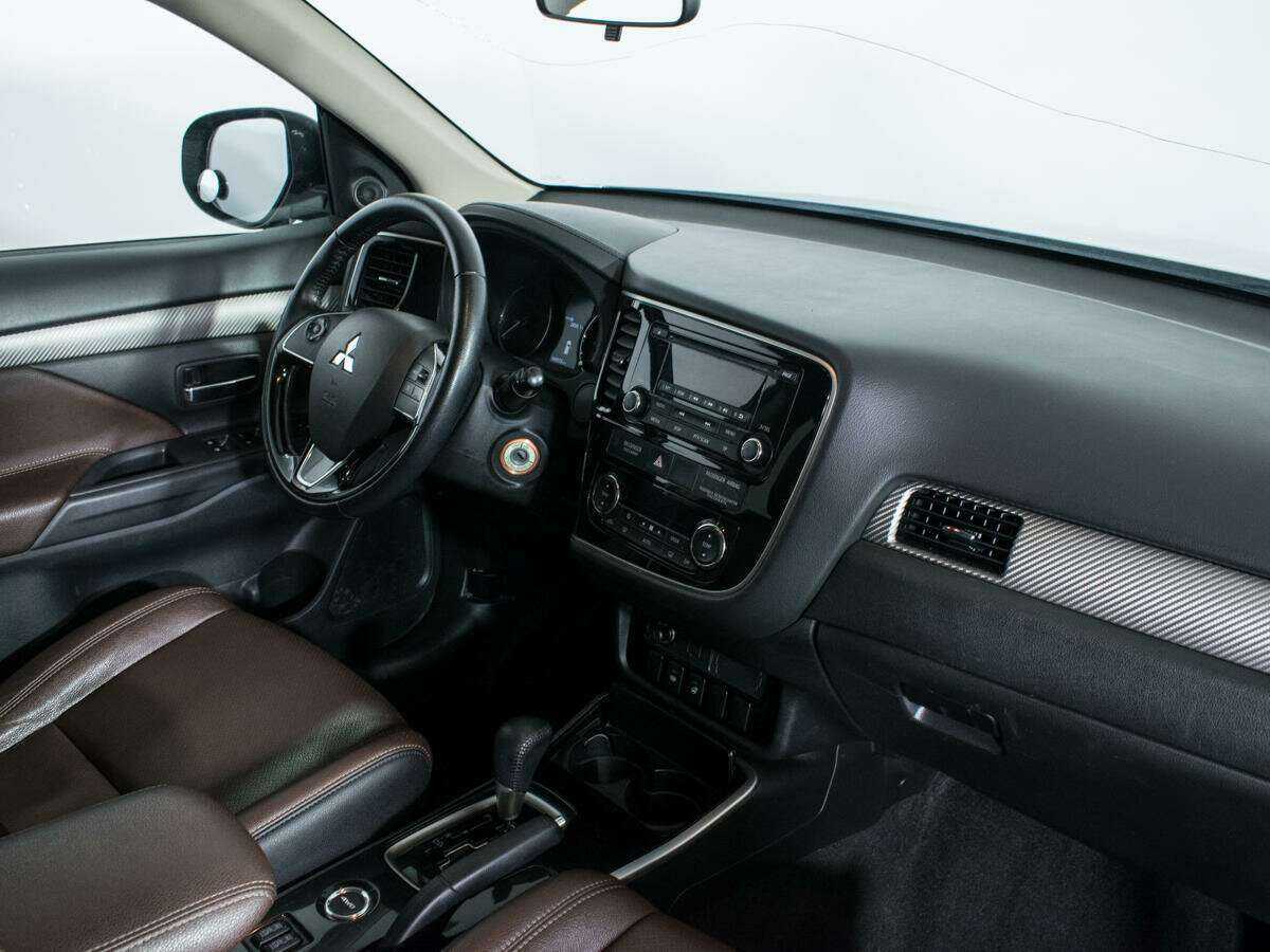 Купить Митсубиши Оутлэндер, 2017, 144 572 км.. Фото: #7