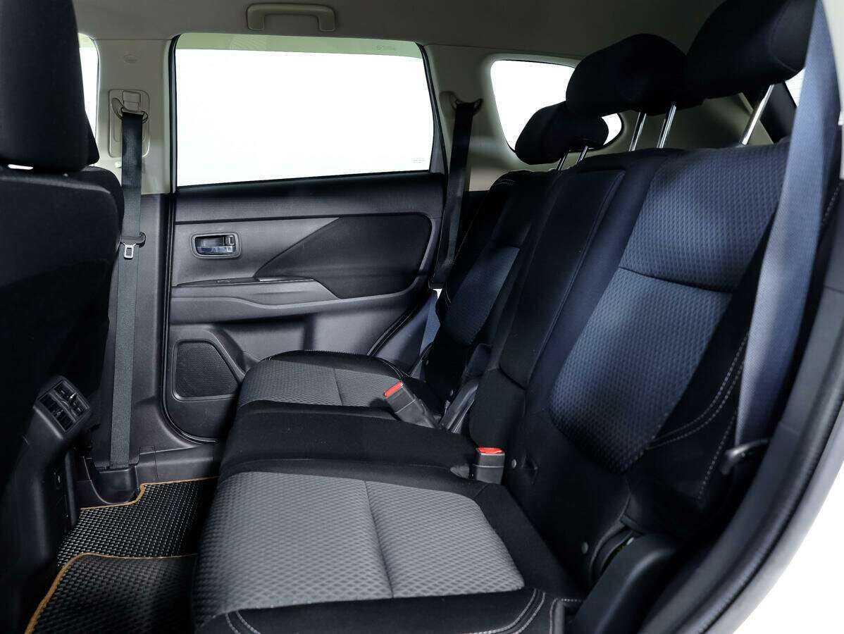 Купить Митсубиши Оутлэндер, 2018, 144 060 км.. Фото: #12