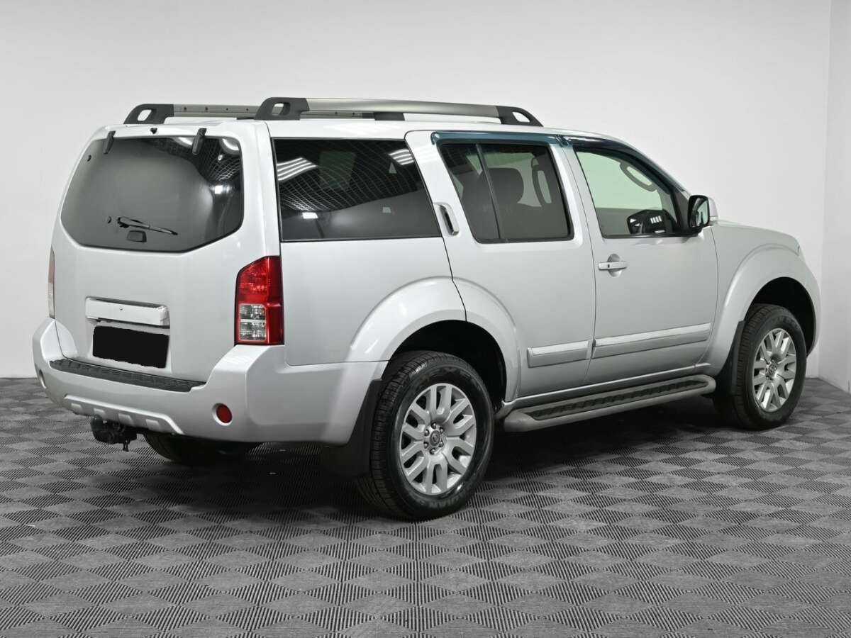 Купить Ниссан Патфайндер, 2012, 136 000 км.. Фото: #1