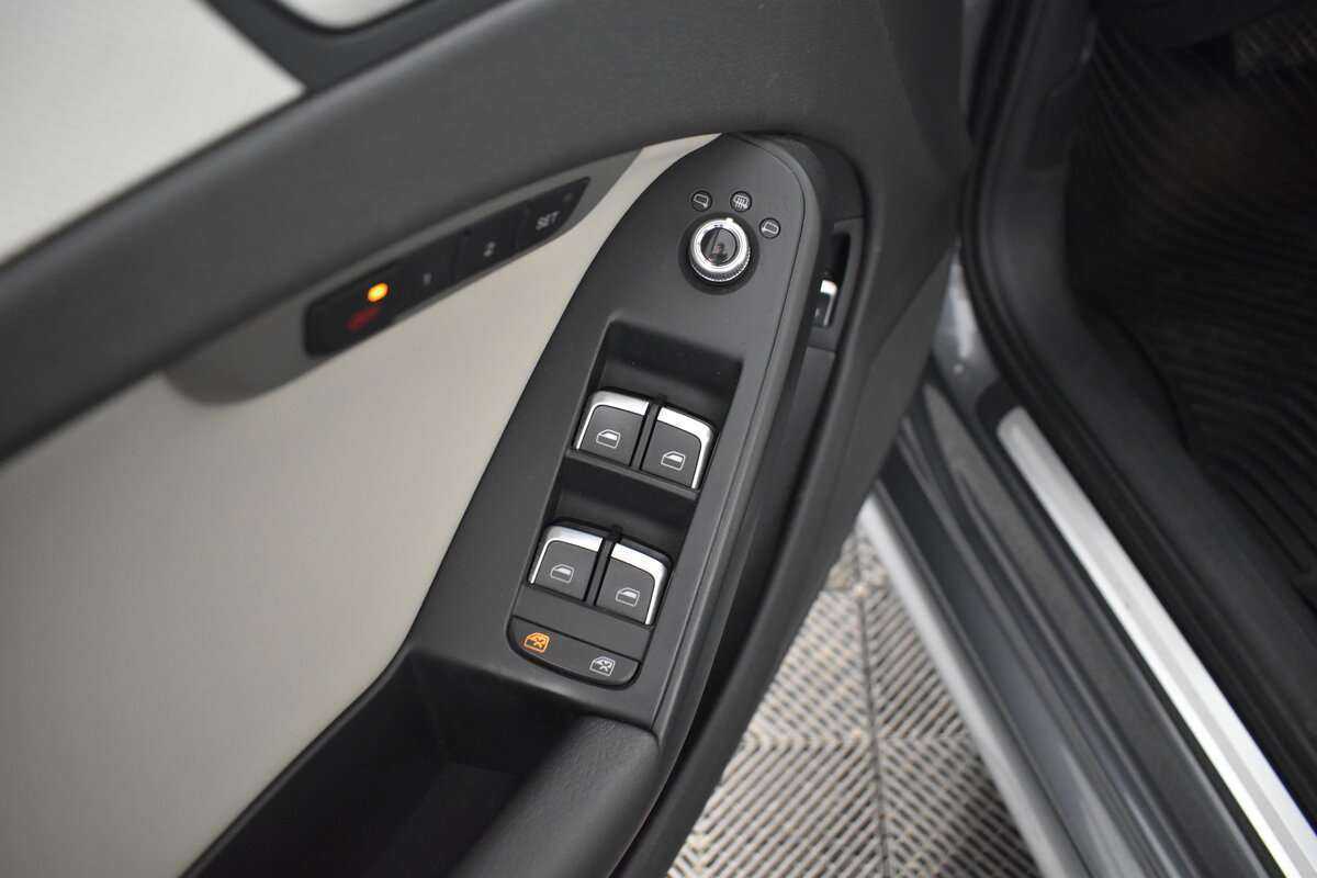 Купить Ауди А4, 2012, 183 899 км.. Фото: #7