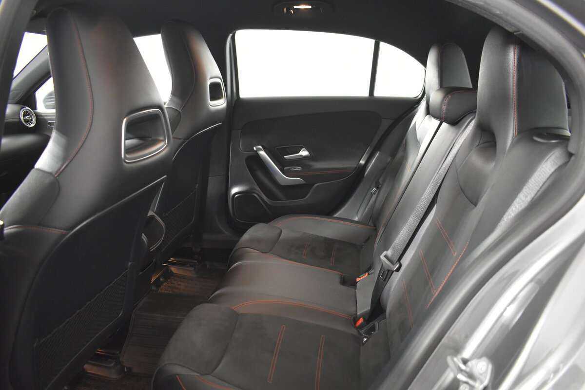 Купить Мерседес-Бенц А-Класс, 2018, 77 800 км.. Фото: #6