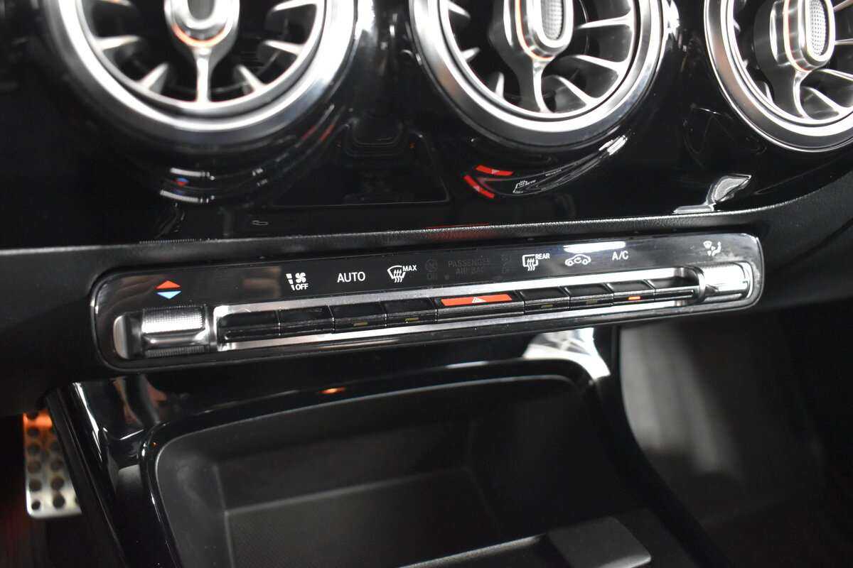 Купить Мерседес-Бенц А-Класс, 2018, 77 800 км.. Фото: #15