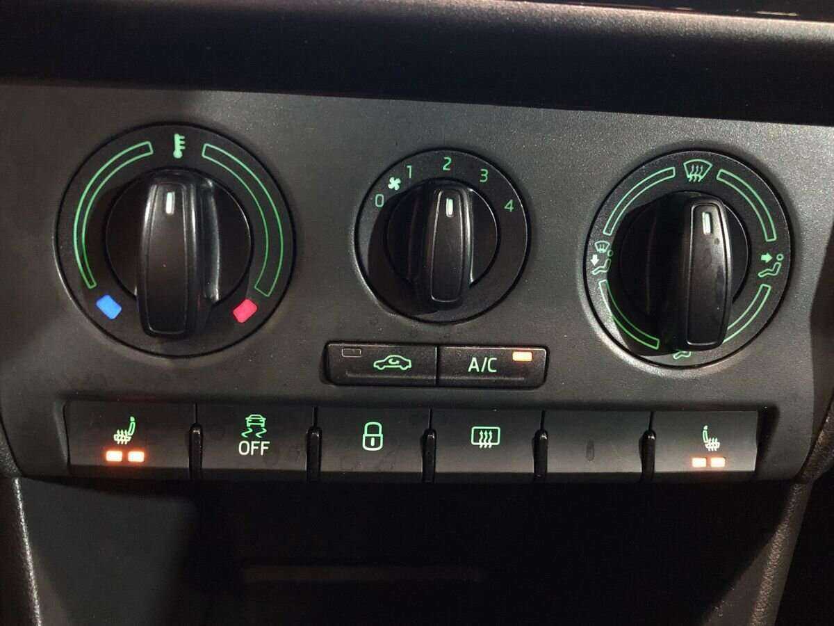 Купить Шкода Рапид, 2015, 150 050 км.. Фото: #12