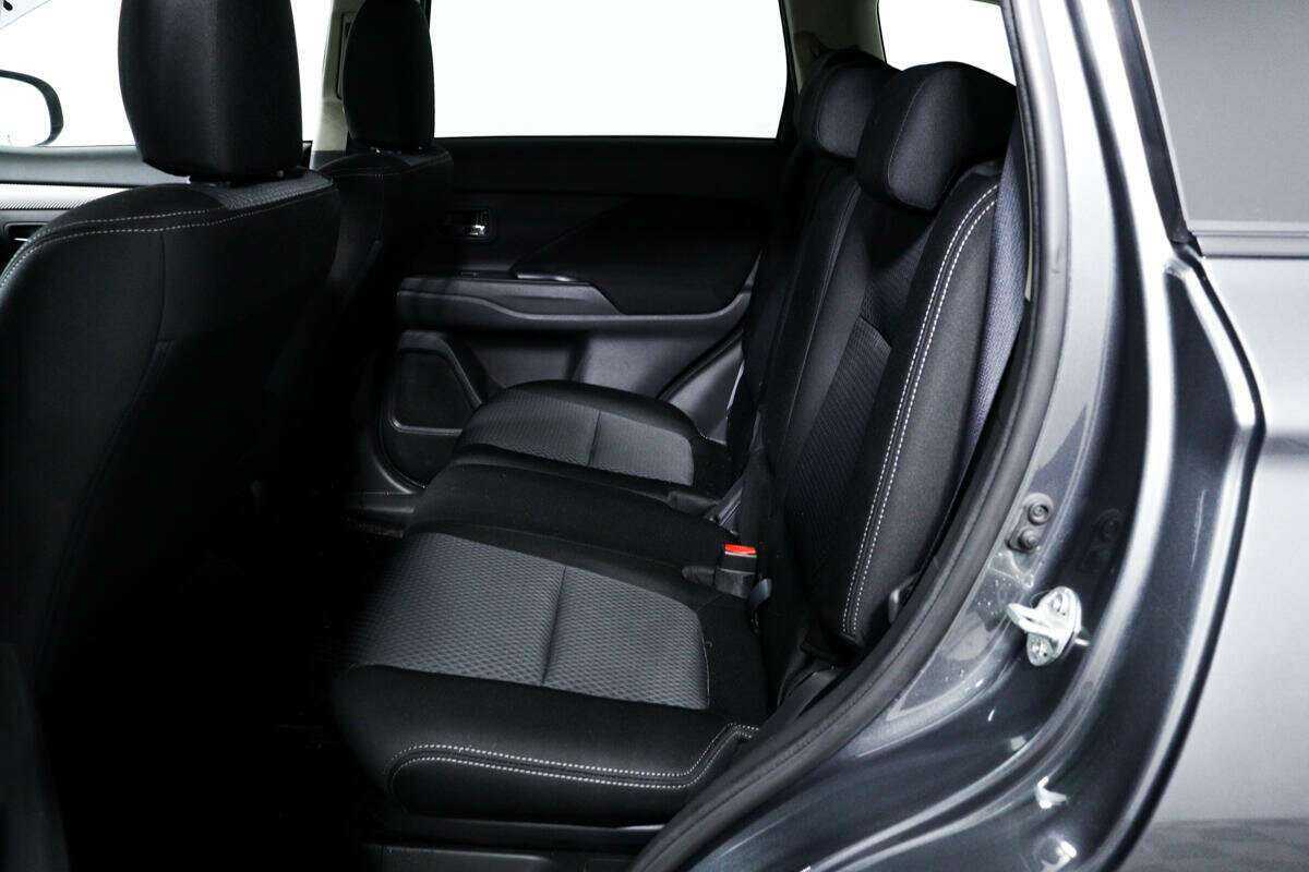 Купить Митсубиши Оутлэндер, 2018, 76 910 км.. Фото: #11