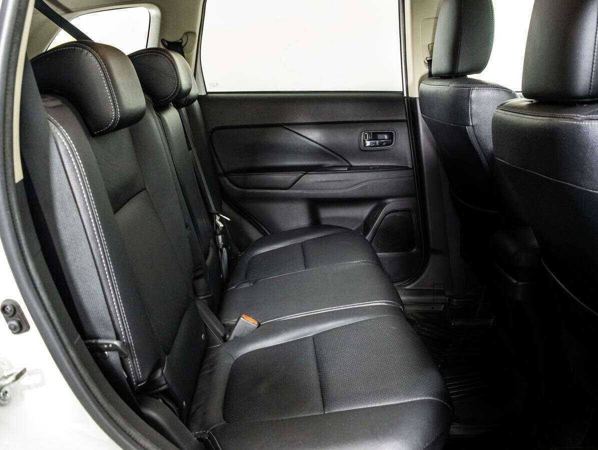 Купить Митсубиши Оутлэндер, 2018, 59 437 км.. Фото: #9