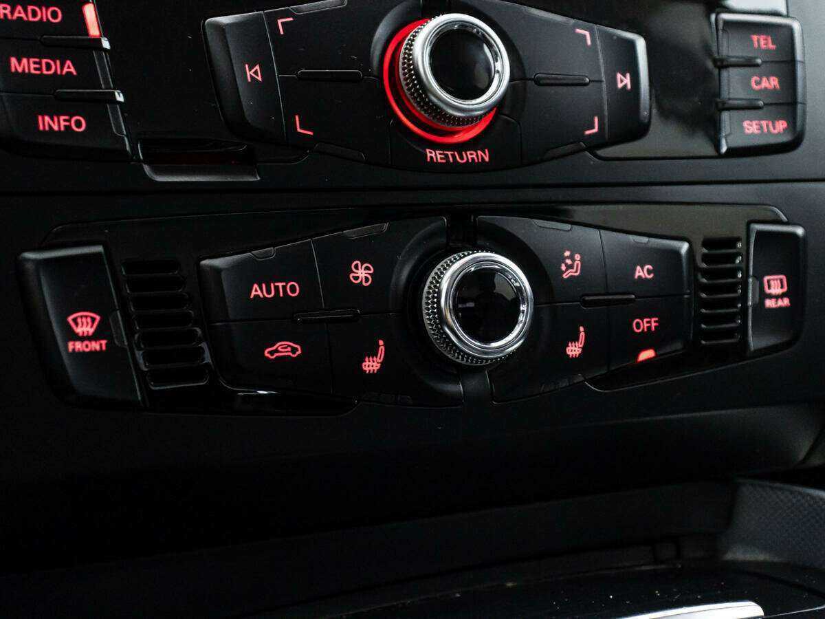 Купить Ауди К5, 2014, 191 873 км.. Фото: #15