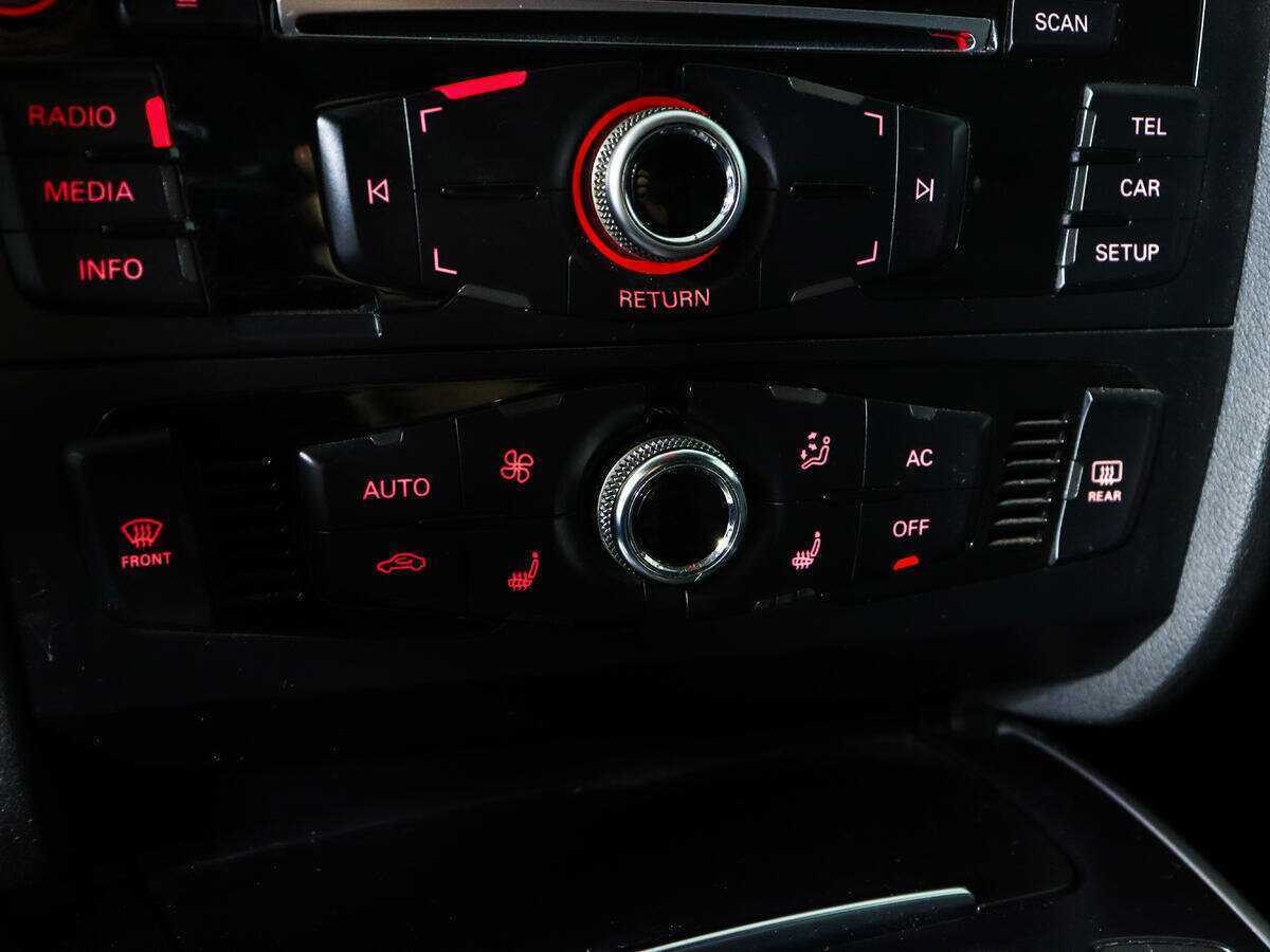 Купить Ауди А4, 2013, 200 057 км.. Фото: #13