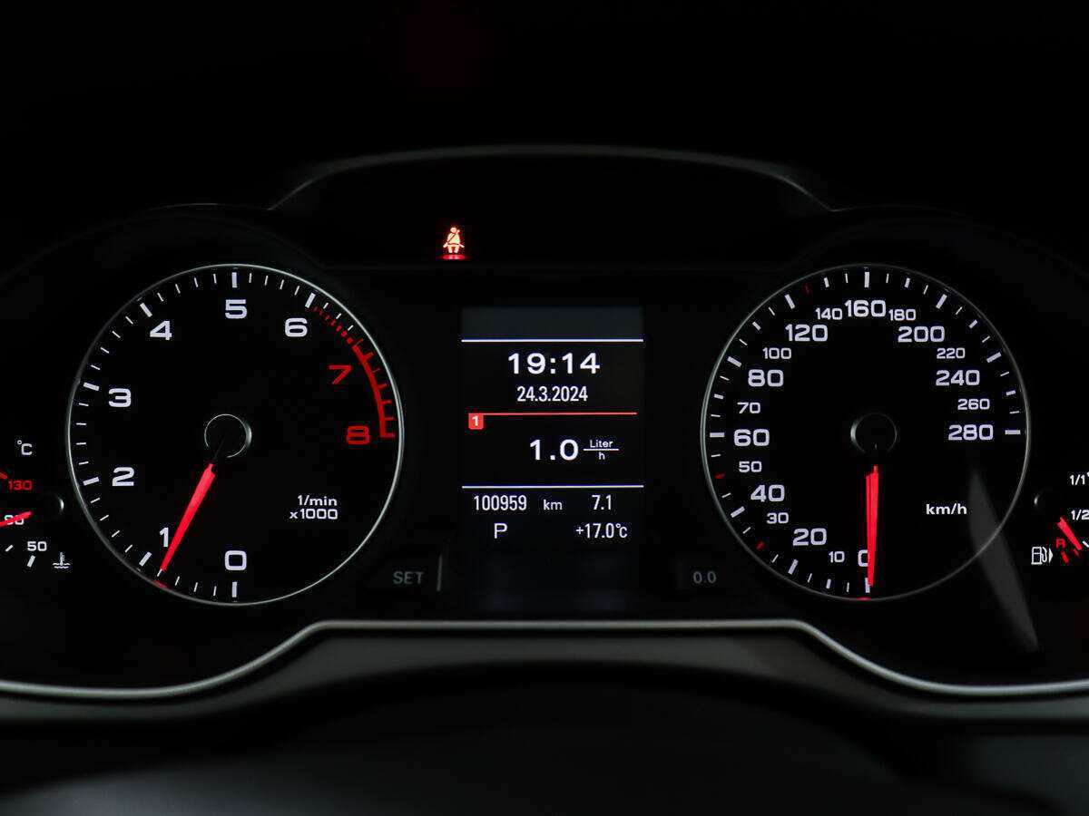 Купить Ауди А4, 2012, 99 543 км.. Фото: #13