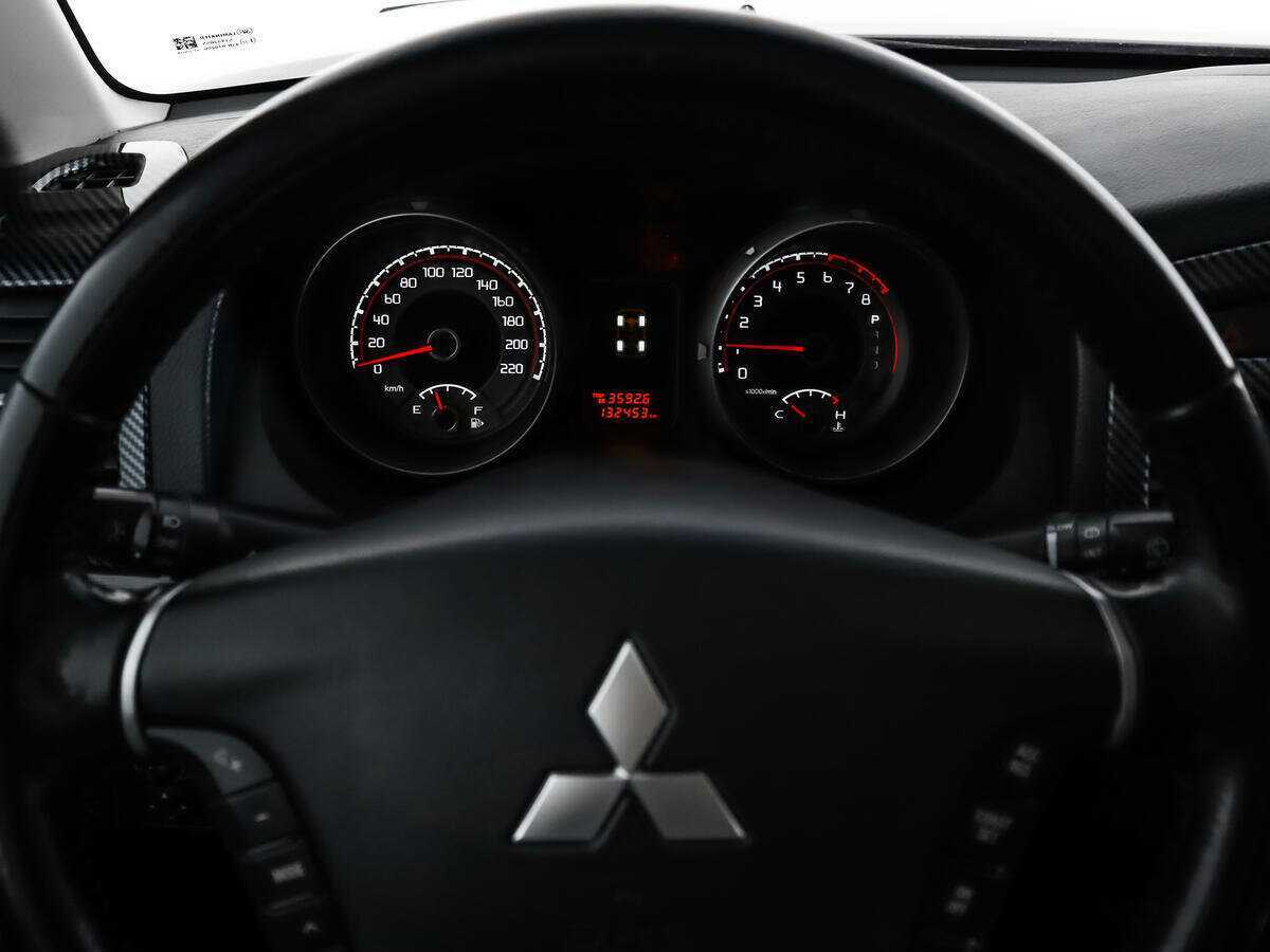 Купить Митсубиши Паджеро, 2013, 132 452 км.. Фото: #16