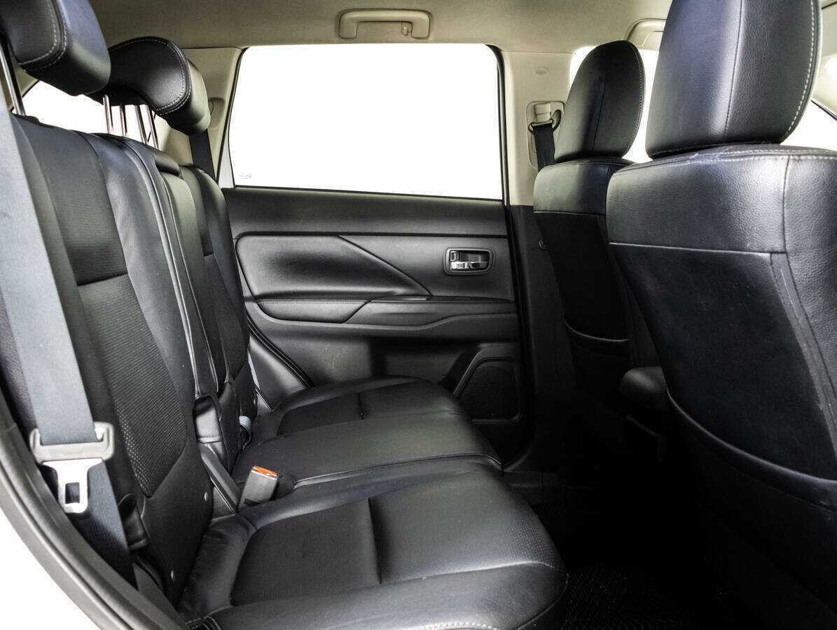 Купить Митсубиши Оутлэндер, 2014, 264 703 км.. Фото: #14