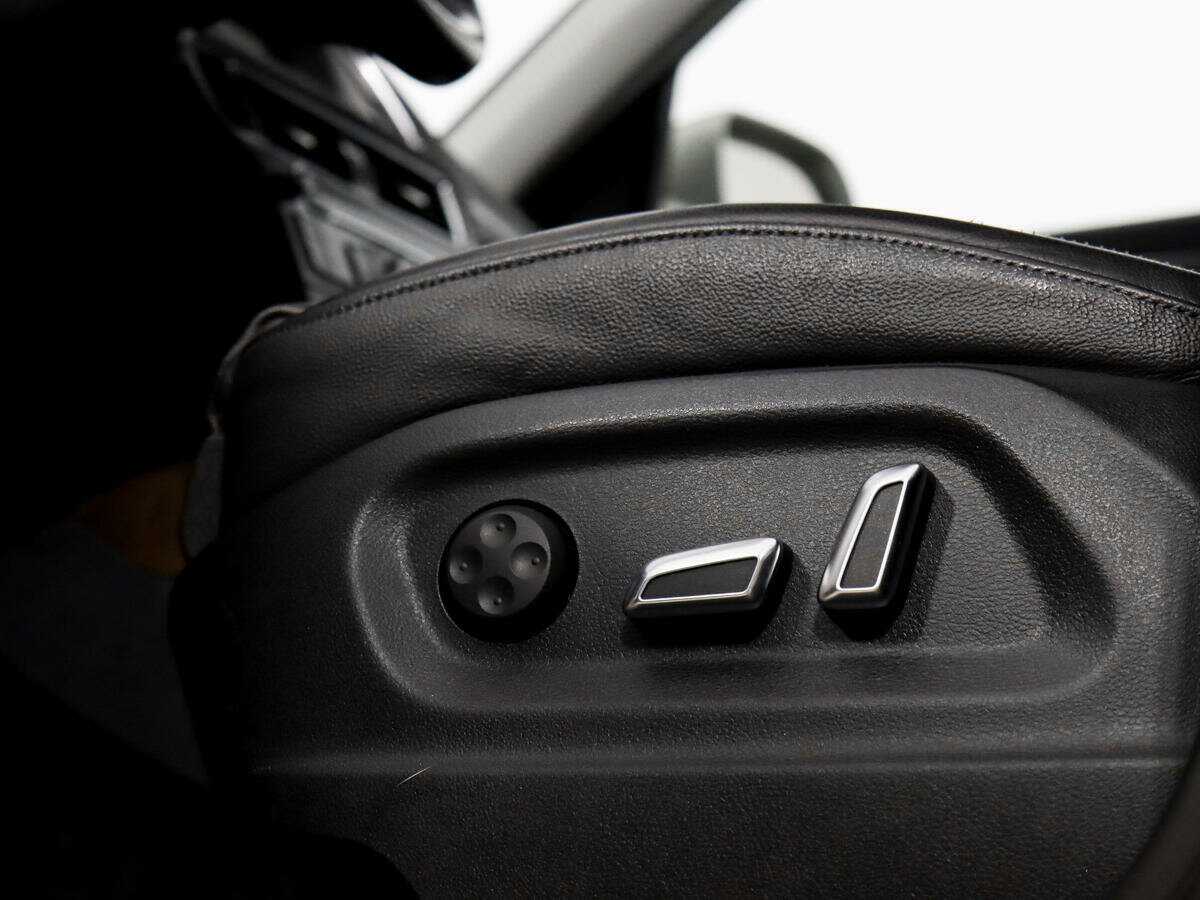 Купить Ауди К5, 2014, 99 699 км.. Фото: #9