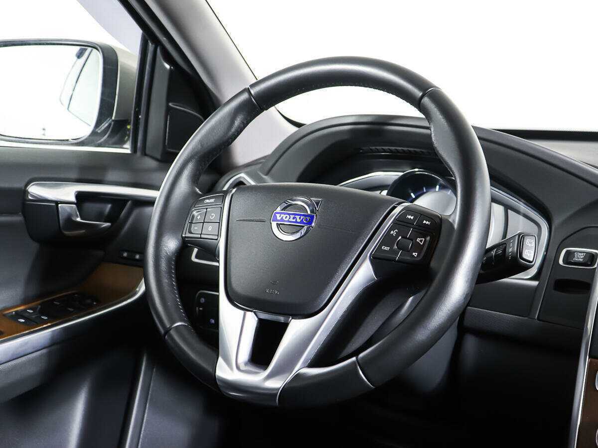 Купить Вольво ИксЦ60, 2015, 95 593 км.. Фото: #14