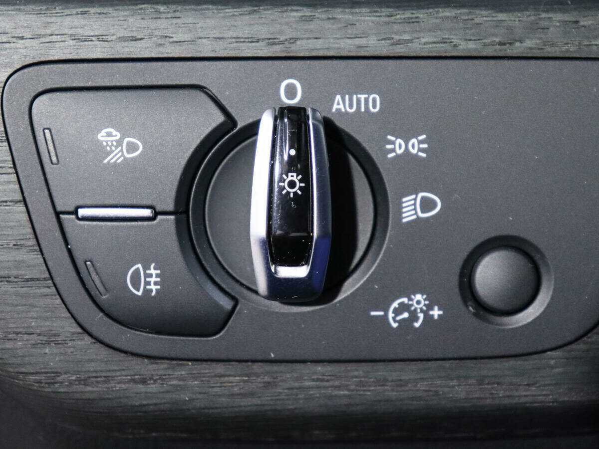 Купить Ауди А4, 2017, 148 448 км.. Фото: #15