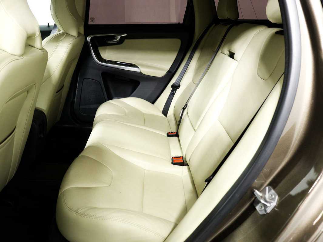 Купить Вольво ИксЦ60, 2017, 157 180 км.. Фото: #11