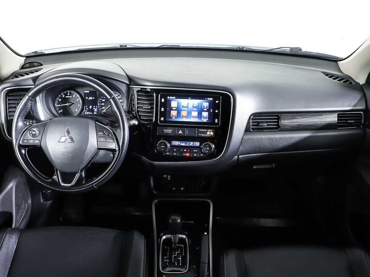 Купить Митсубиши Оутлэндер, 2017, 73 813 км.. Фото: #10