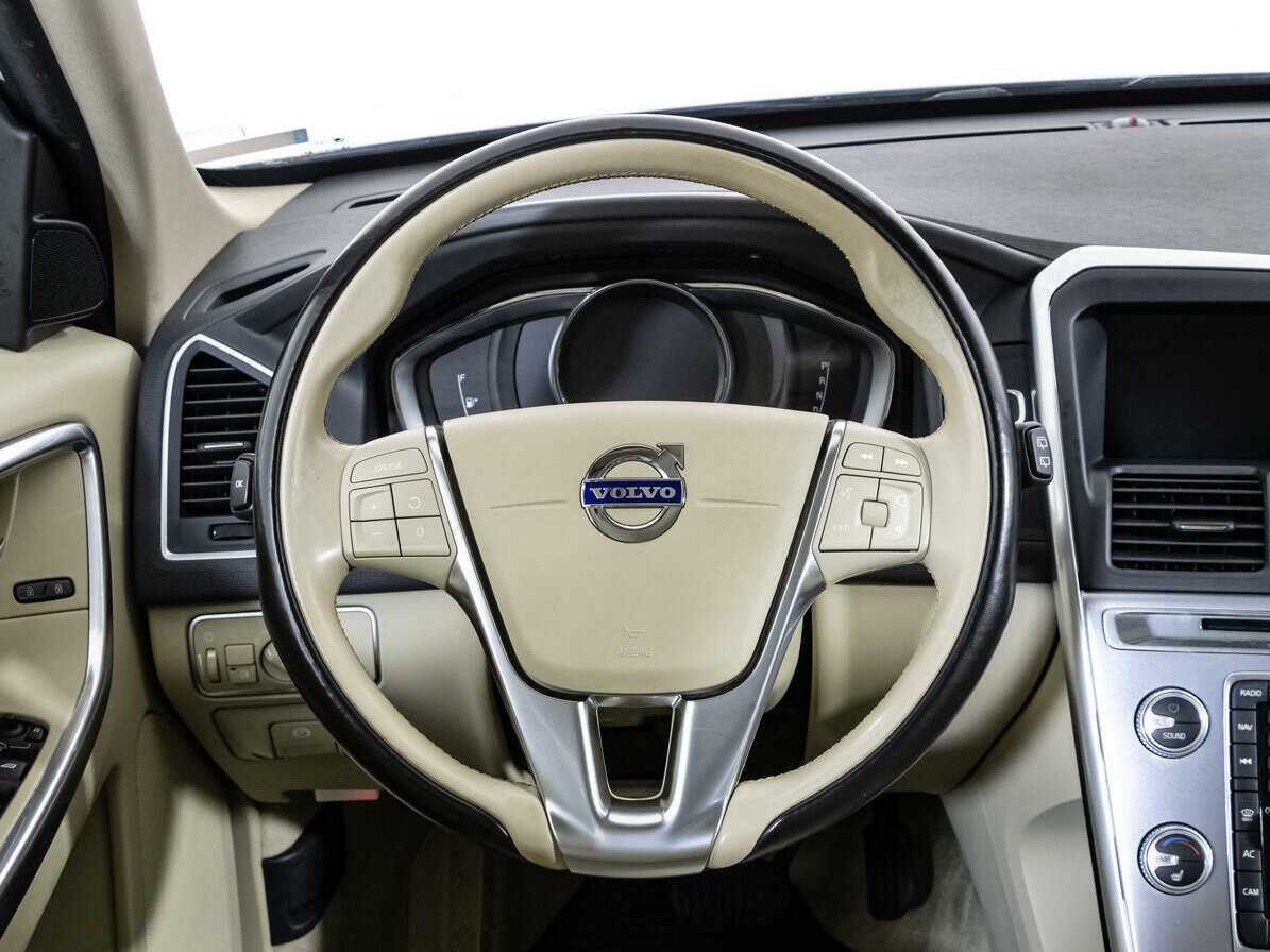 Купить Вольво ИксЦ60, 2016, 60 990 км.. Фото: #7