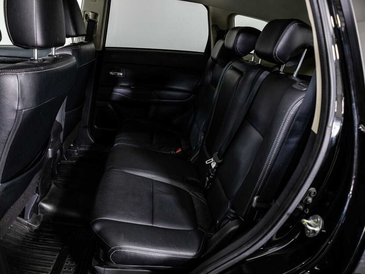 Купить Митсубиши Оутлэндер, 2015, 45 169 км.. Фото: #7