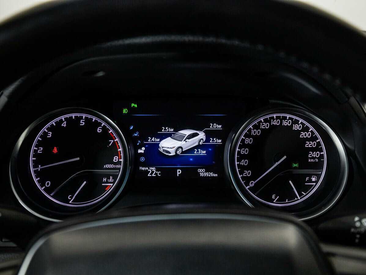 Купить Тойота Камри, 2018, 169 924 км.. Фото: #10