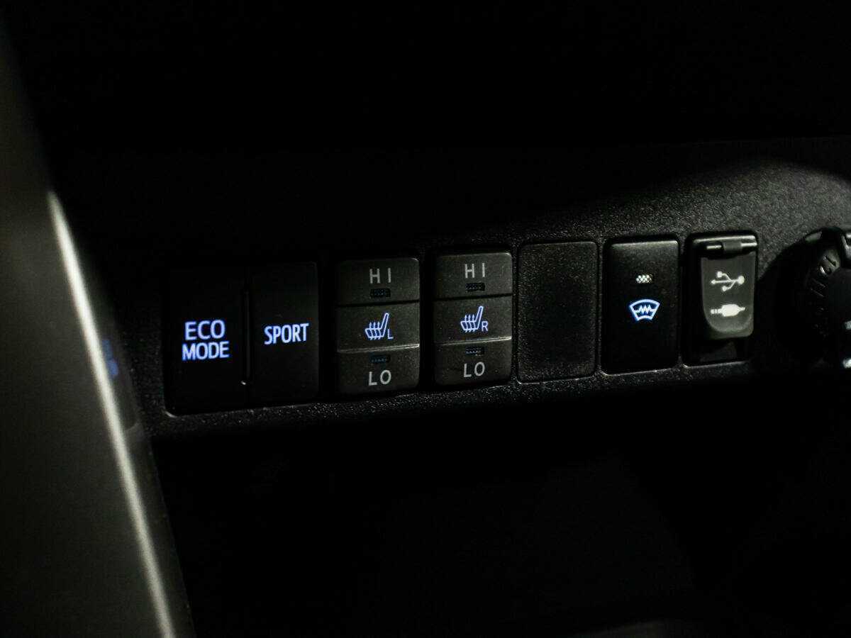 Купить Тойота Рав4, 2016, 141 638 км.. Фото: #18