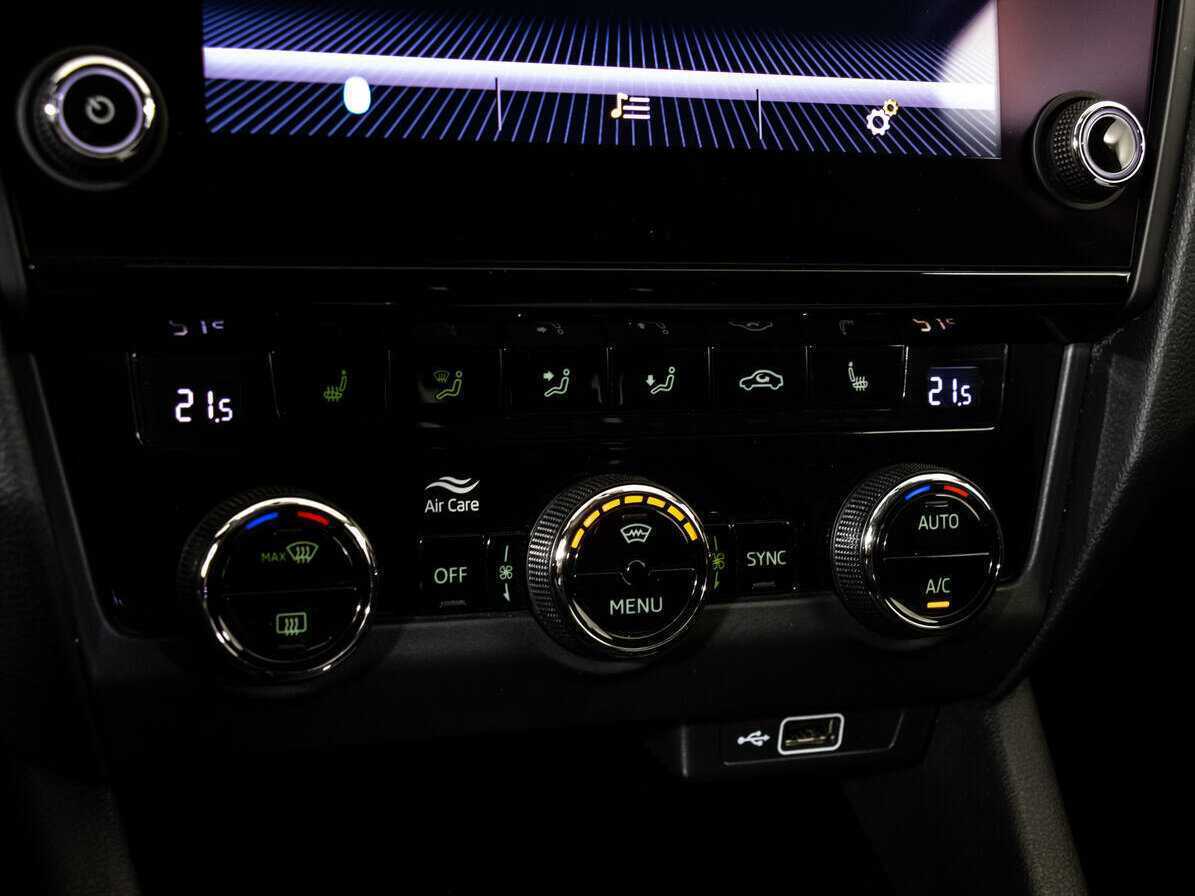 Купить Шкода Октавия, 2019, 111 992 км.. Фото: #12