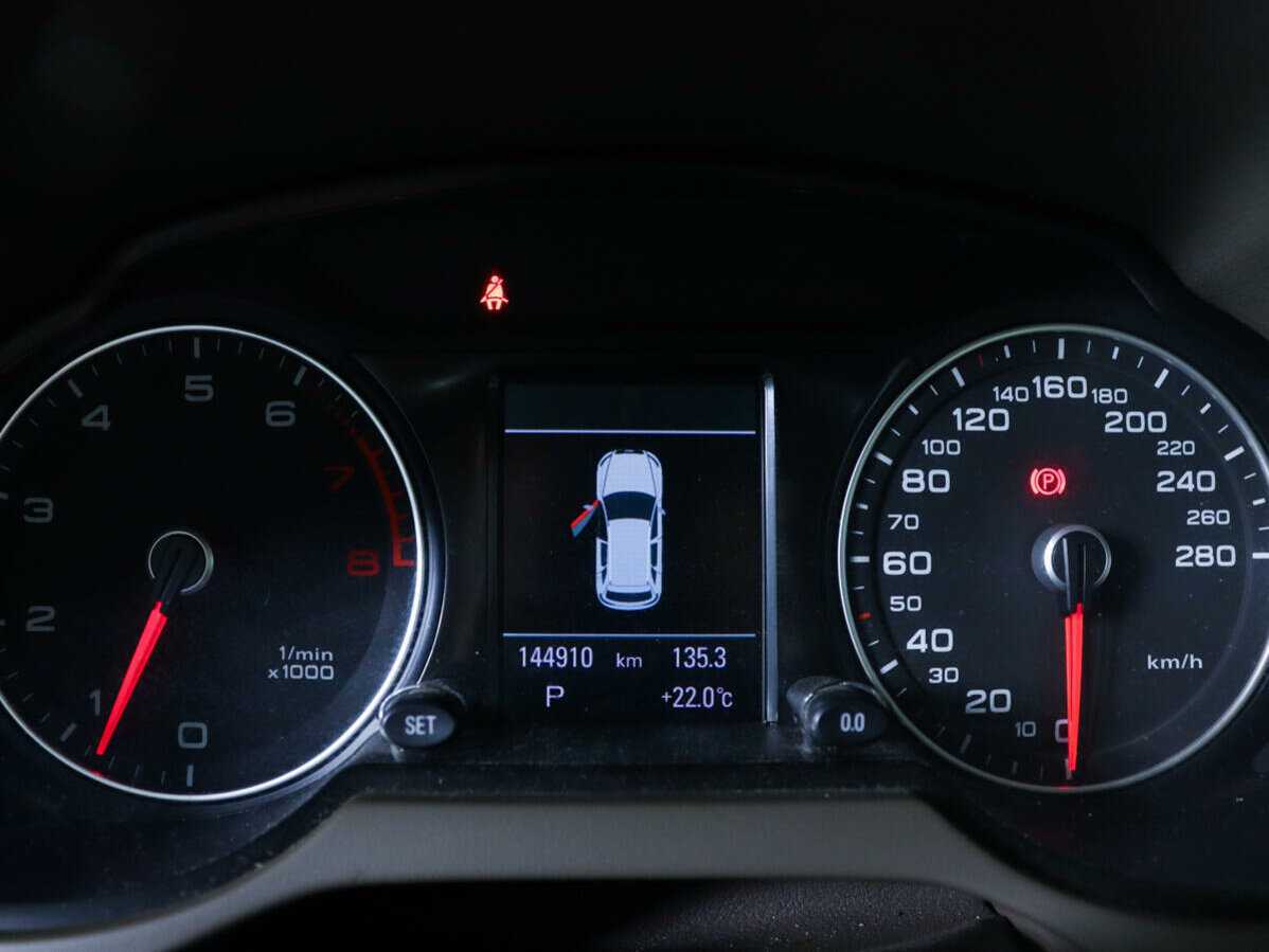 Купить Ауди К5, 2012, 144 909 км.. Фото: #8