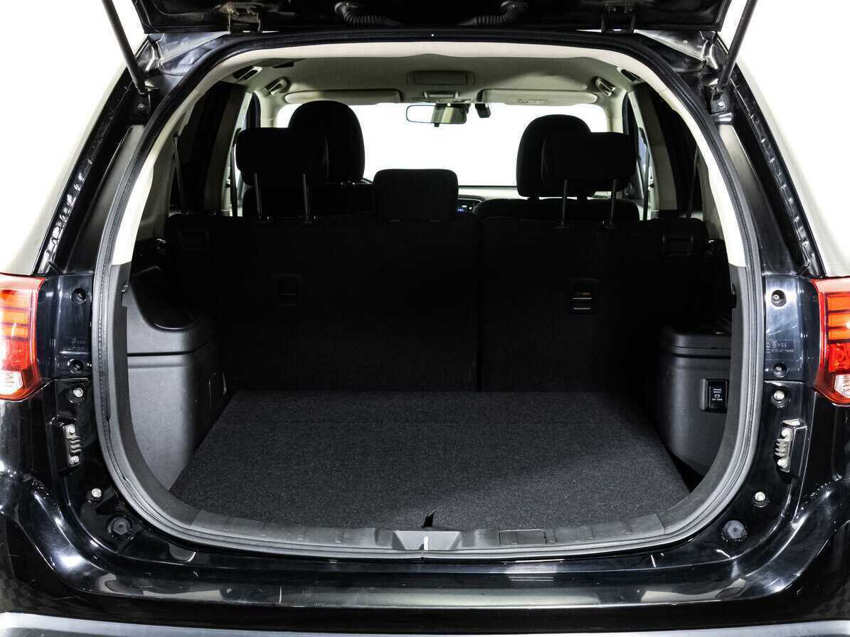 Купить Митсубиши Оутлэндер, 2018, 120 491 км.. Фото: #16